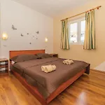 Portorusa Vi * بيوغْغاد نا موغو