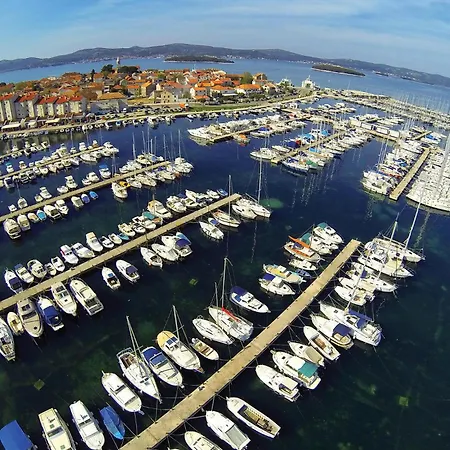 Pet Friendly Apartment In Biograd With Kitchen * Biograd Na Moru